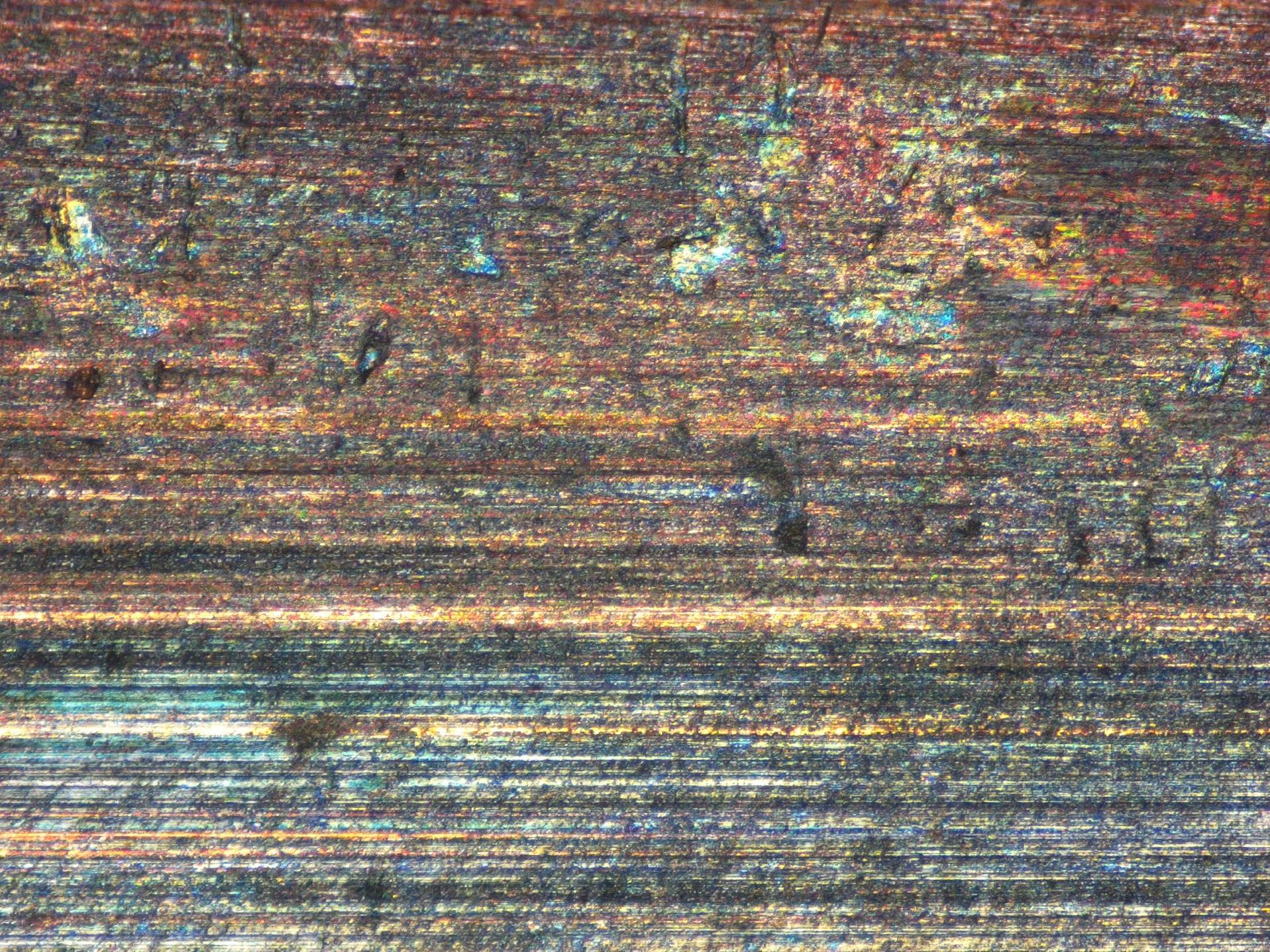 Patronenhülse unter dem Mikroskop für forensische Analysen